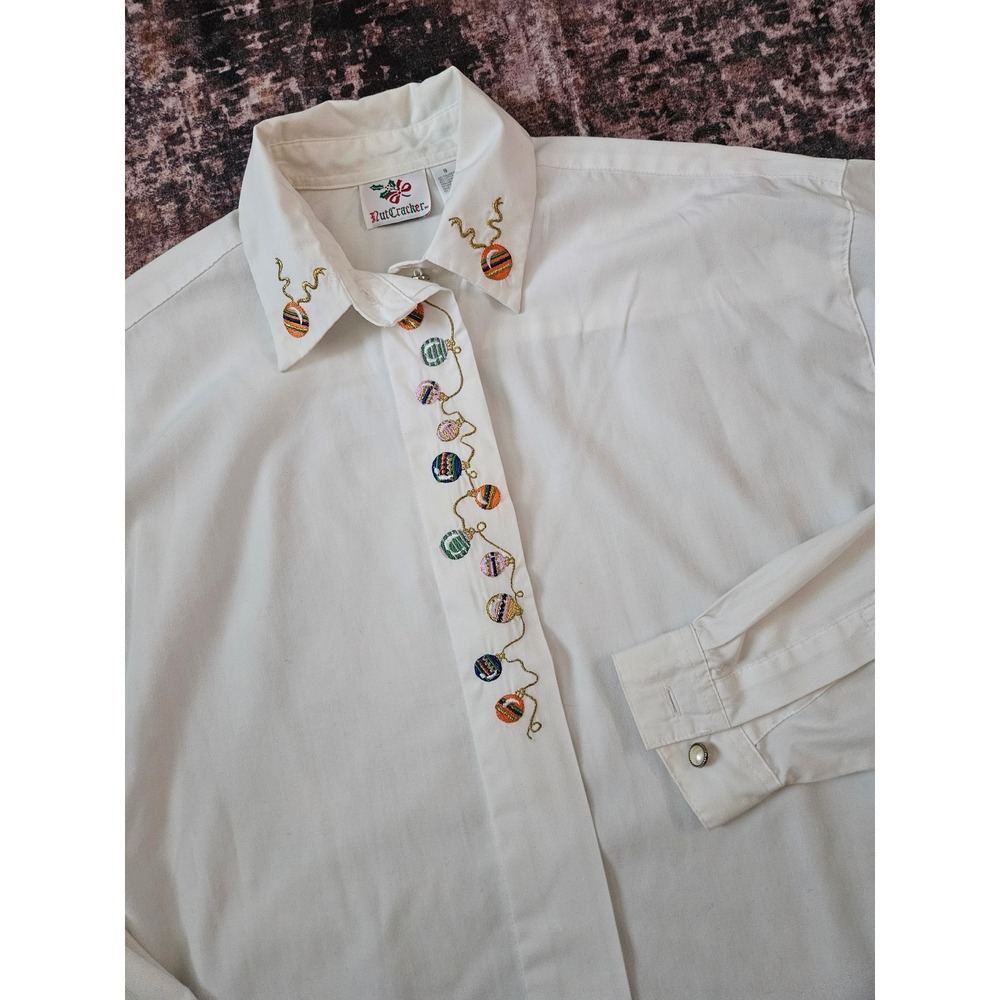 Vintage Nutcracker Christmas Shirt Womens Small Embroidered Ornaments Holiday